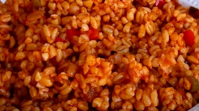 Bulgur Pilavi Tarifi.jpg