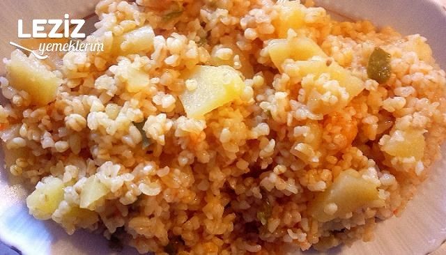 1665764292 Patatesli Bulgur Pilavi Tarifi Favori Tariflerim.jpg