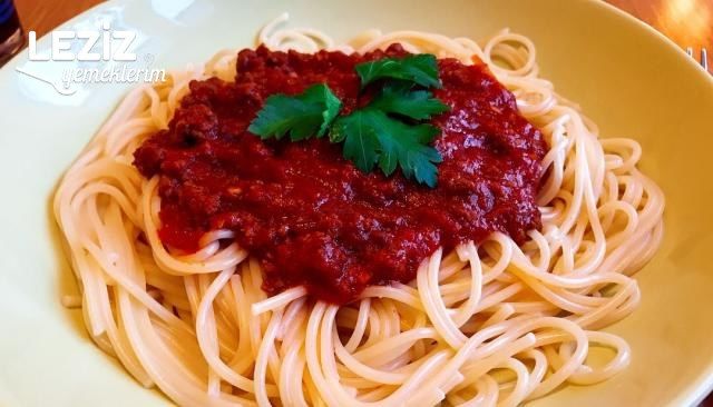 Bolonez Soslu Spagetti Tarifi Tariflerim.jpg