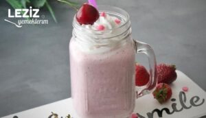 Cilekli Milkshake Tarifi Tatlilarim.jpg