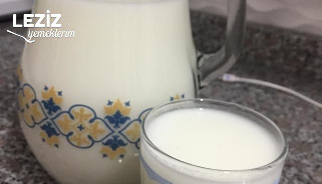 Ev Yapimi Hazir Ayran En Sevdigim Yemek.jpg