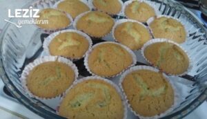 Fistikli Cupcakes Tatlilarim.jpg