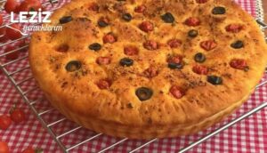 Italyan Ekmegi Focaccia En Sevdigim Yemek.jpg