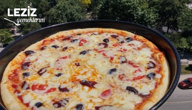 Pizza Tarifi Pizza Nasil Yapilir.jpg