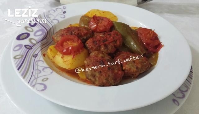 Tencerede Kullanisli Bir Kofte Patates Kofte.jpg