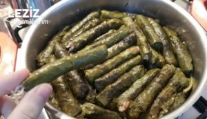 Zeytin Yapragi Sarma Butun Parcali.jpg