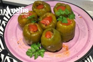 Biber Dolmasi Kozlenmis Dolma.jpg