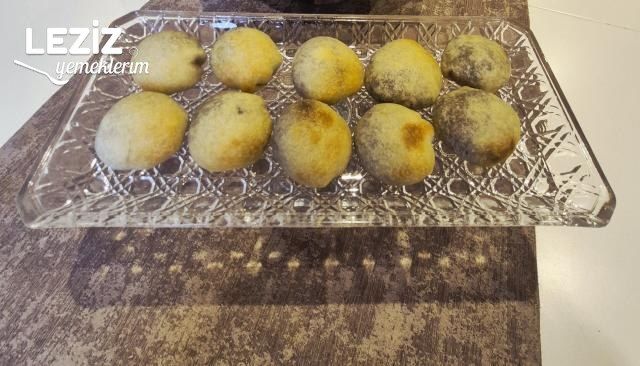 Muhtesem Izmir Kurabiyesi Leziz Yemeklerim.jpg