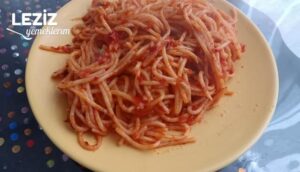 Domates Soslu Spagetti Leziz Yemeklerim.jpg